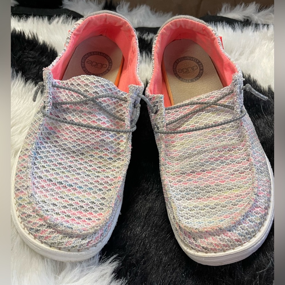 Hey Dude Pink Multi Rare